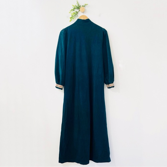 Vanity Fair Vintage Green Cottagecore Long Sleeve Fleece Sleep Gown - Picture 6 of 7